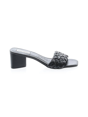 1 shoe size - 10