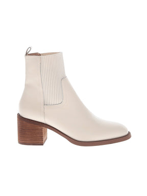 1 shoe size - 11