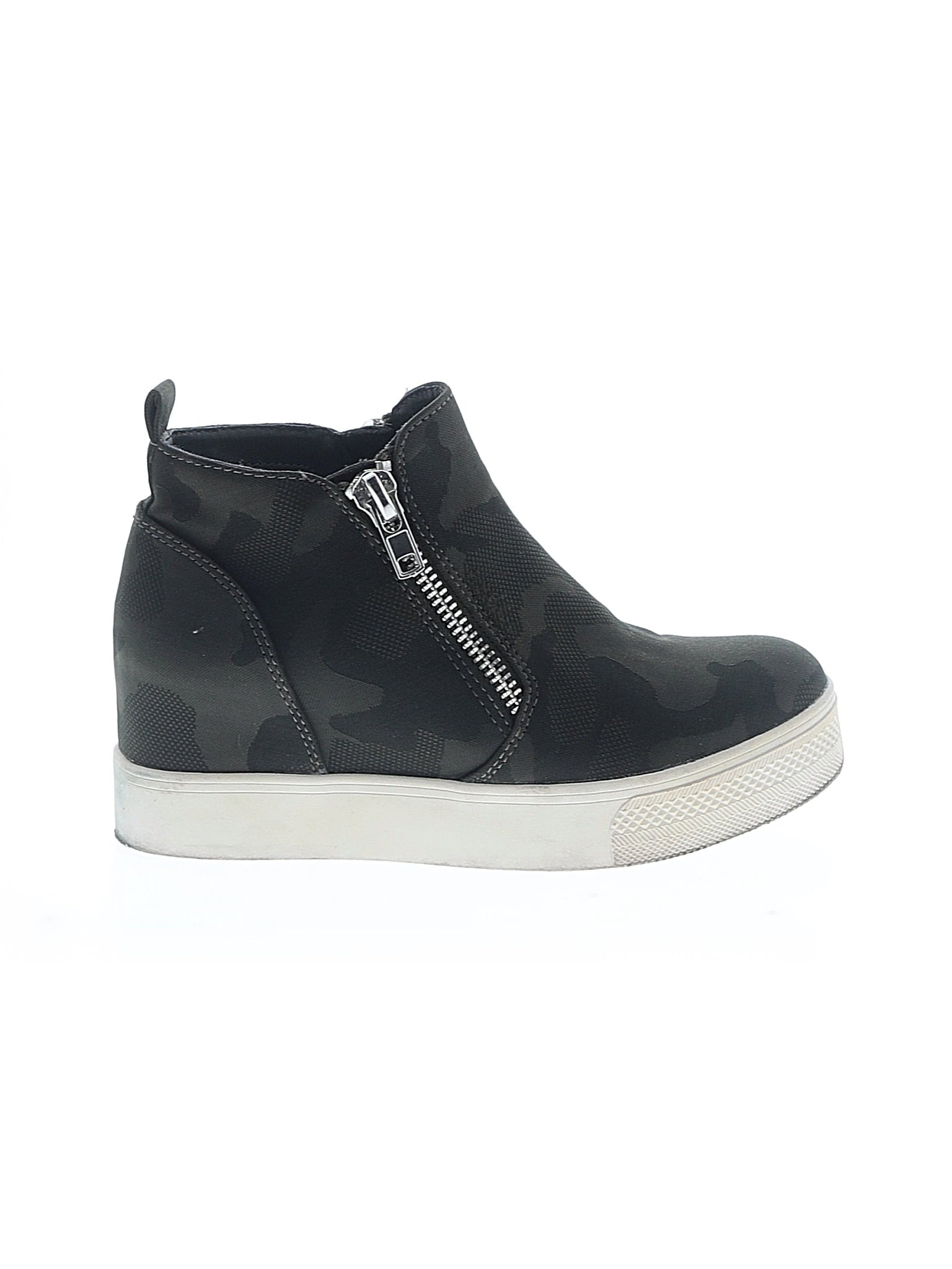 1 shoe size - 6