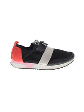 1 shoe size - 11