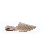 1 shoe size - 9