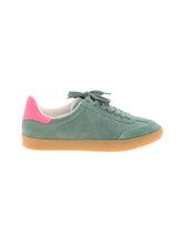 1 shoe size - 7