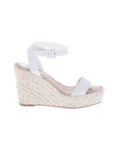 1 shoe size - 8