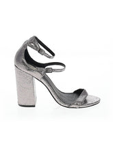 1 shoe size - 7