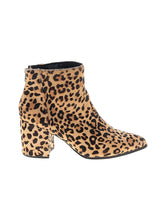 1 shoe size - 10