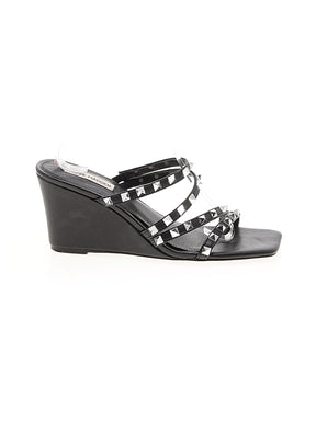 1 shoe size - 9