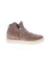 1 shoe size - 6