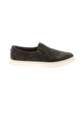 1 shoe size - 10