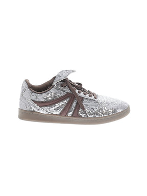 1 shoe size - 9 1/2