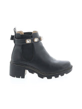 1 shoe size - 8 1/2