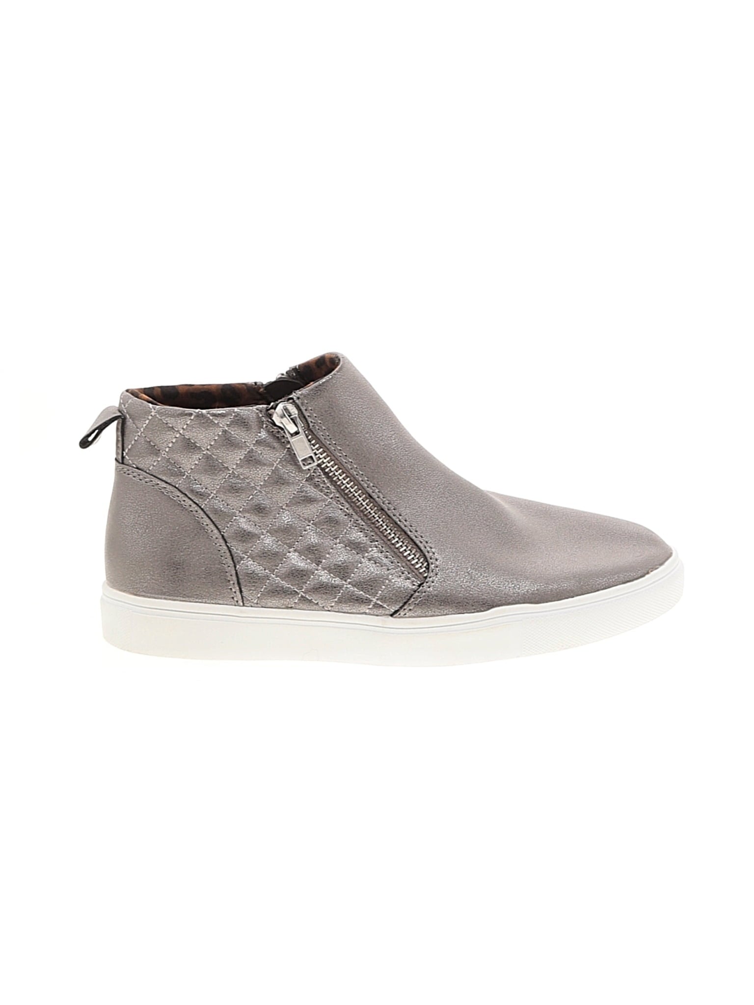 1 shoe size - 5