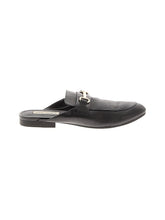 1 shoe size - 9