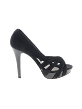 1 shoe size - 7