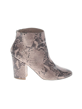 1 shoe size - 6 1/2