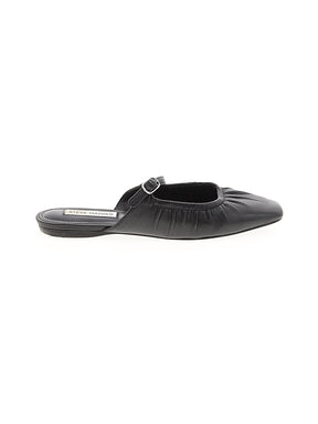 1 shoe size - 7