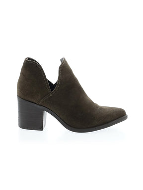 1 shoe size - 8