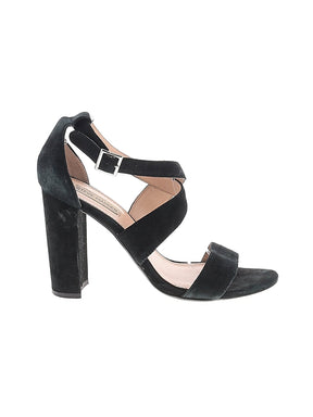1 shoe size - 10