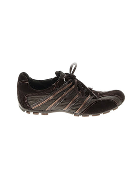 1 shoe size - 9