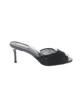 1 shoe size - 10