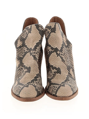 2 shoe size - 7