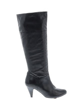 1 shoe size - 7 1/2