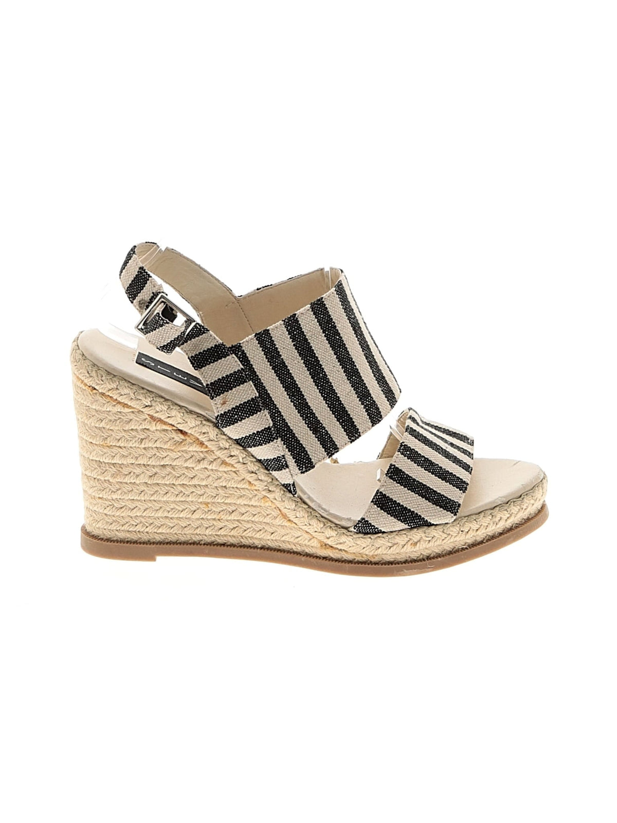 1 shoe size - 10