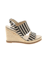 1 shoe size - 10
