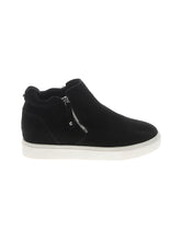 1 shoe size - 8