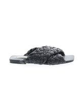 1 shoe size - 9 1/2