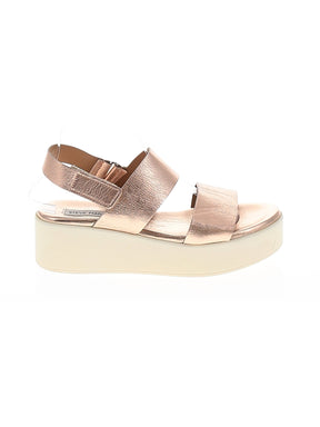 1 shoe size - 8
