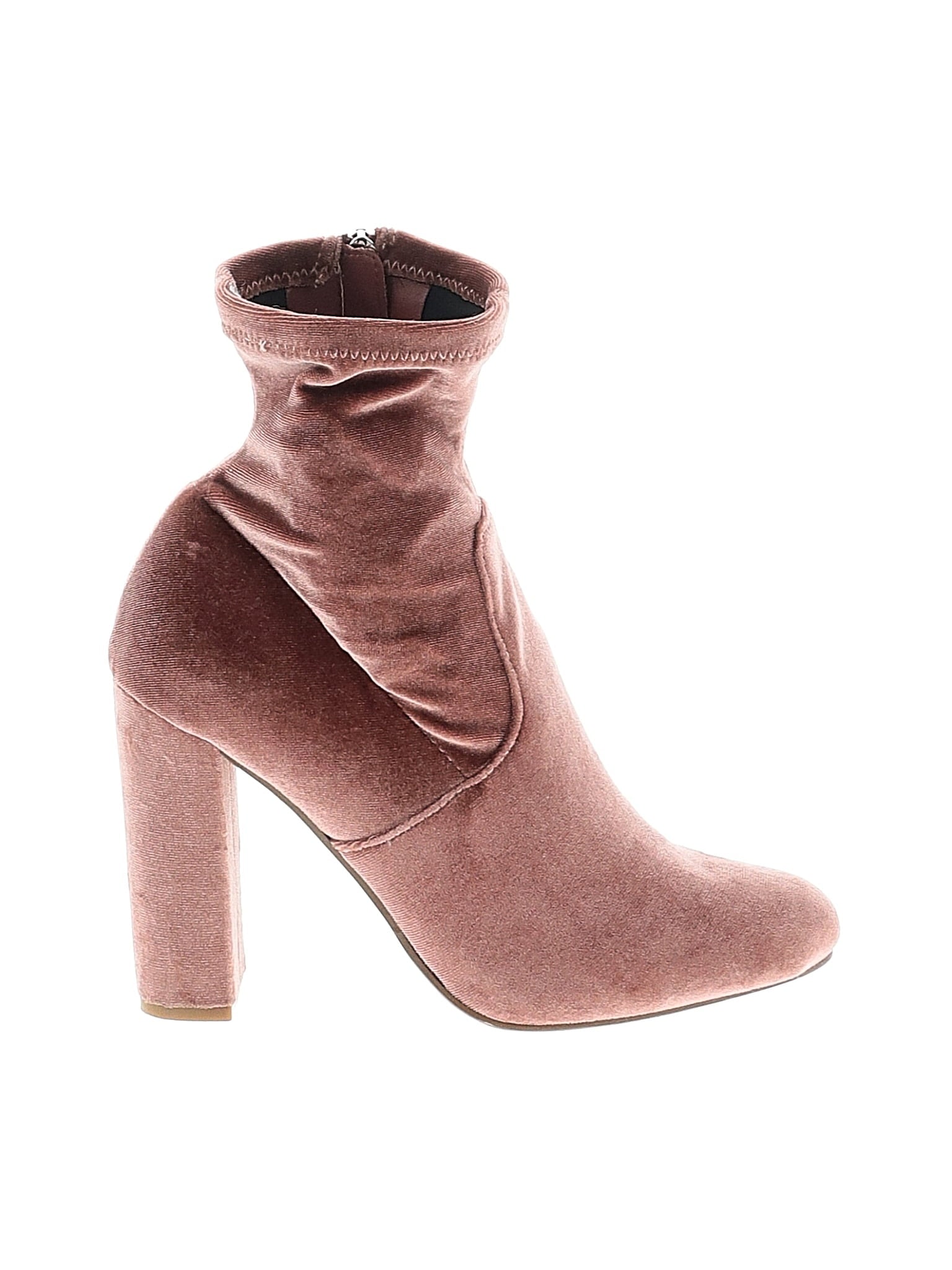 1 shoe size - 7