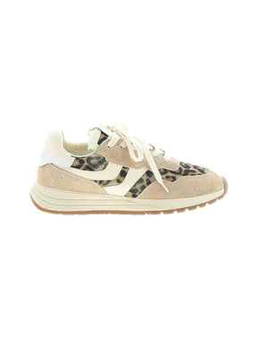 1 shoe size - 9