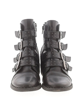 2 shoe size - 9