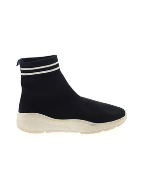 1 shoe size - 10 1/2 (Estimated)