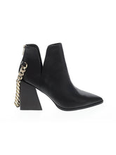 1 shoe size - 9