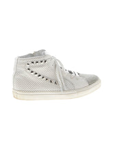 1 shoe size - 11
