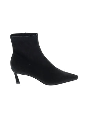 1 shoe size - 9