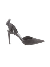 1 shoe size - 10