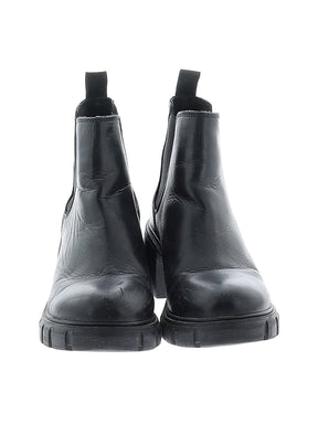 2 shoe size - 8 1/2