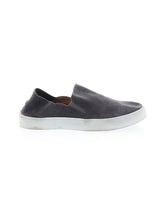 1 shoe size - 8