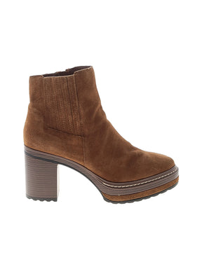 1 shoe size - 8 1/2