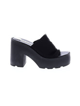 1 shoe size - 39 (EU)