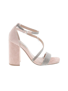 1 shoe size - 7 1/2