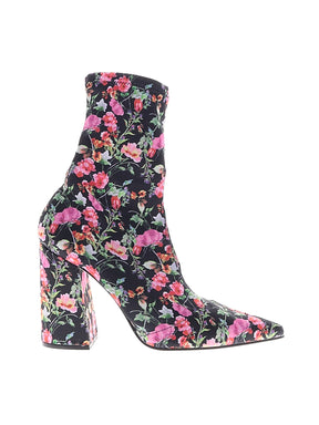 1 shoe size - 10