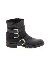 1 shoe size - 7 1/2