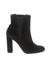 1 shoe size - 7 1/2