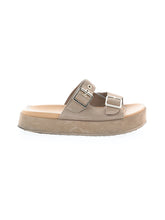 1 shoe size - 11