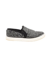1 shoe size - 7 1/2