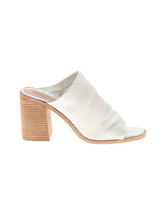1 shoe size - 8