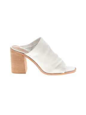 1 shoe size - 8